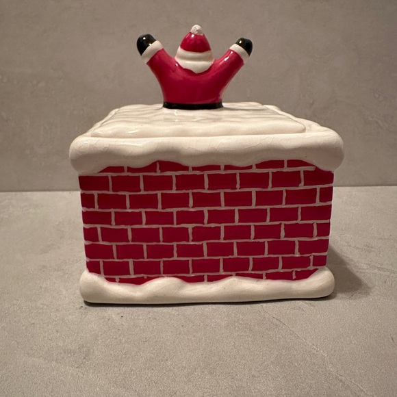 Vintage Hallmark Christmas Santa Candy Container with Lid Square 4.75" x 4.75" - Picture 2 of 7